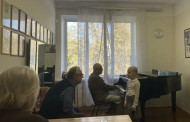 8 октября в нашей школе прошёл открытый урок преподавателя Сергея Николаевича Зайцева на тему «Основные принципы начального образования на вокальном отделении музыкальной школы».