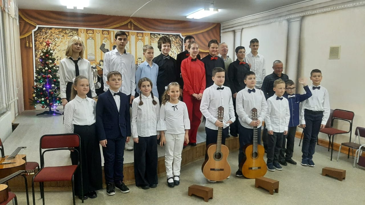 Концерт учеников классов преподавателей Миронова Г. М. и Потеряева Е. В.